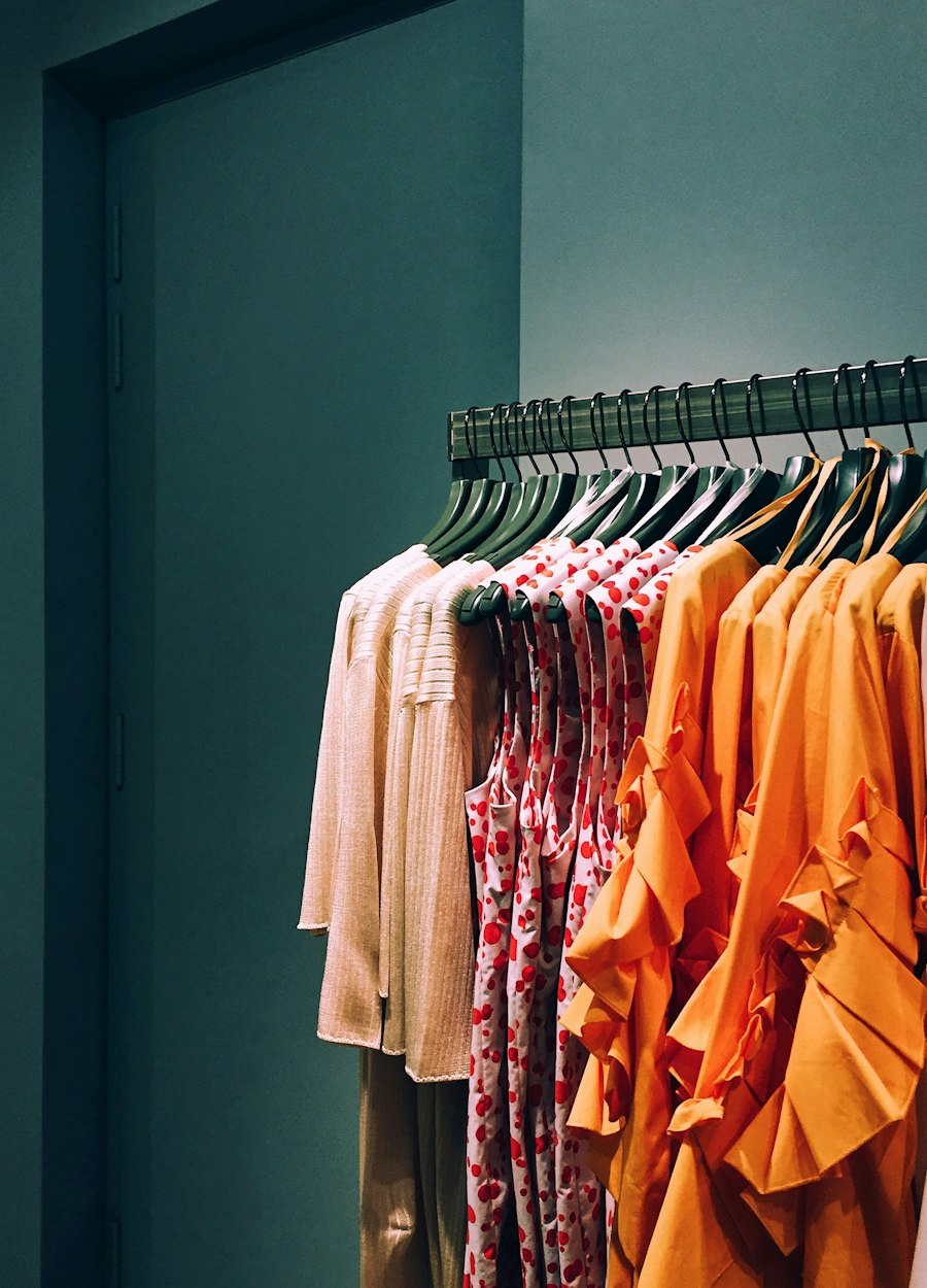 Boutique & Apparel — floor / counter